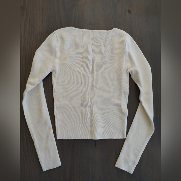 Women's top - Picture 2 of 4